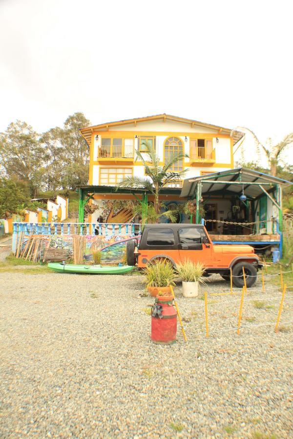Alegria Hostel Boutique Guatapé Buitenkant foto
