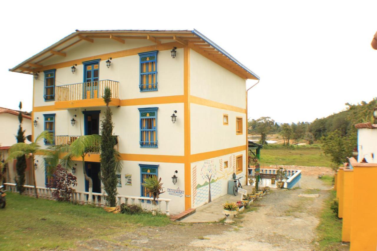 Alegria Hostel Boutique Guatapé Buitenkant foto